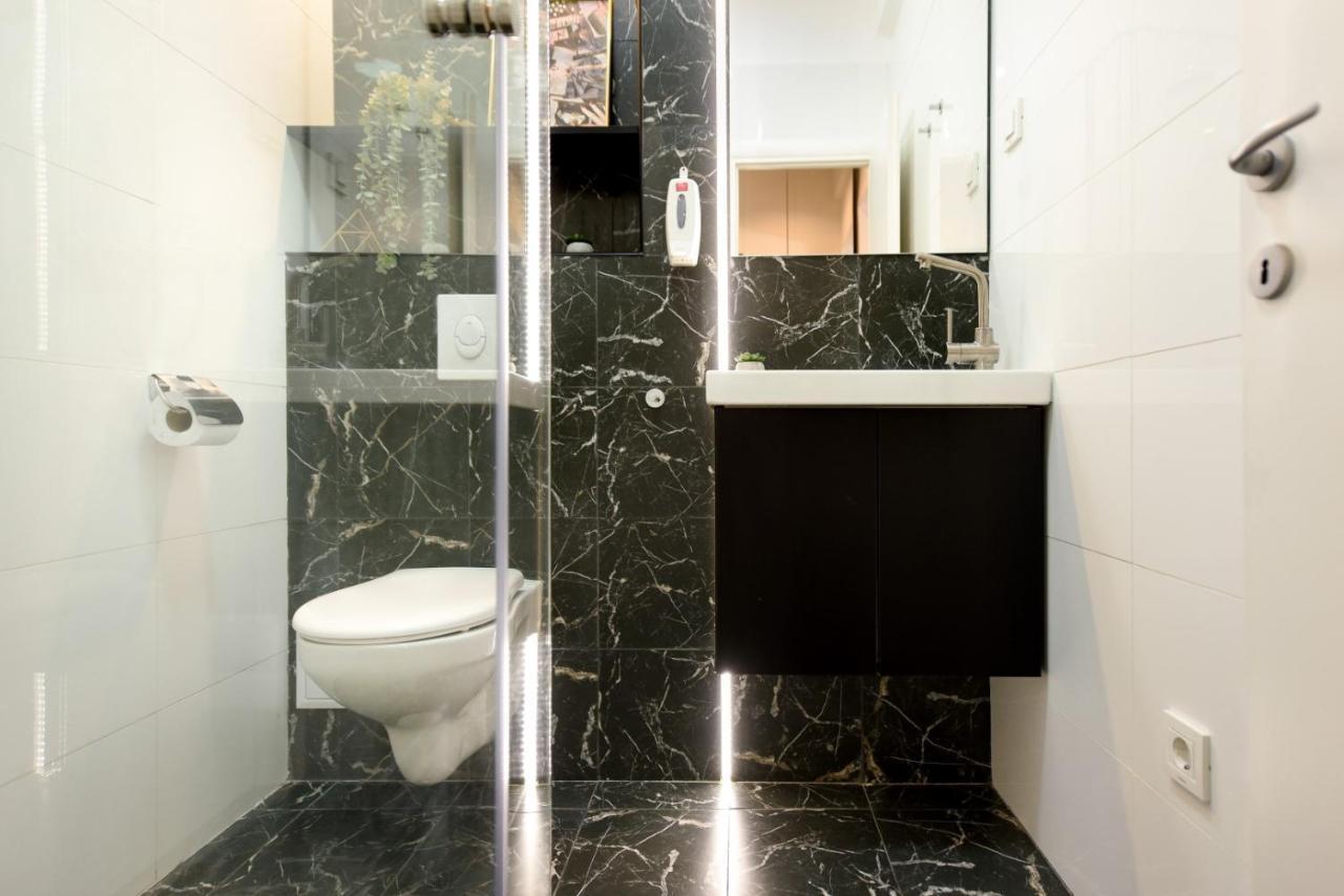 Calea Victoriei Modern Studio - Escape In The City Center Bucharest Exterior photo